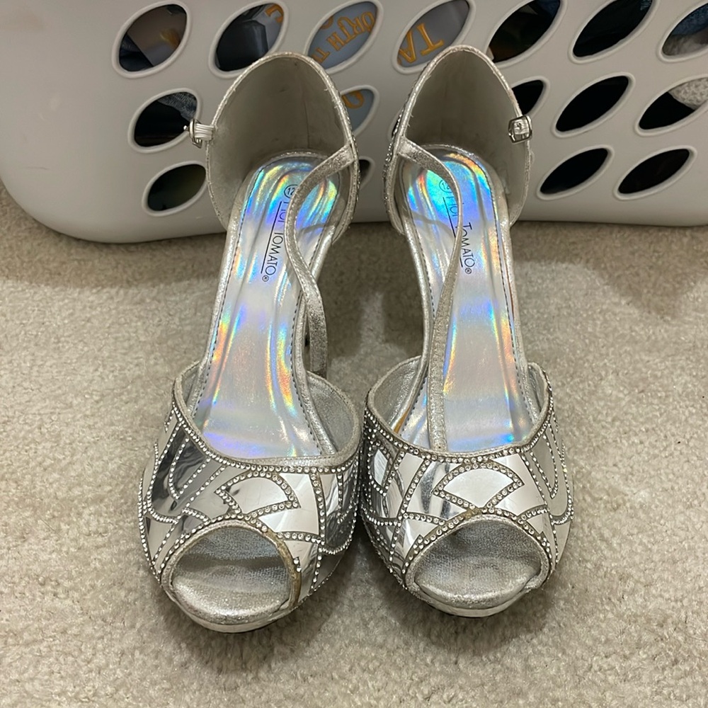 Mirrored heels